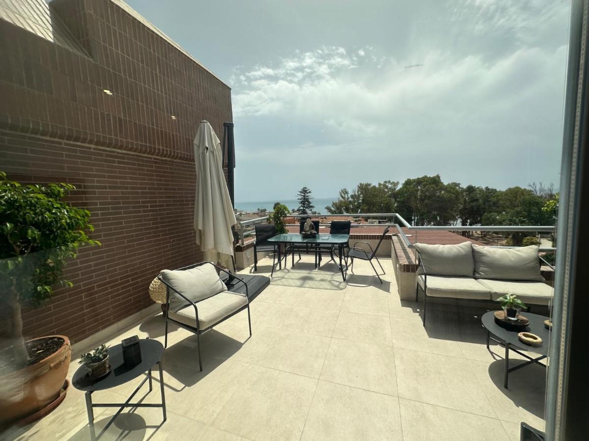 Penthouse Puerta De Pedregalejo Málaga Exterior foto