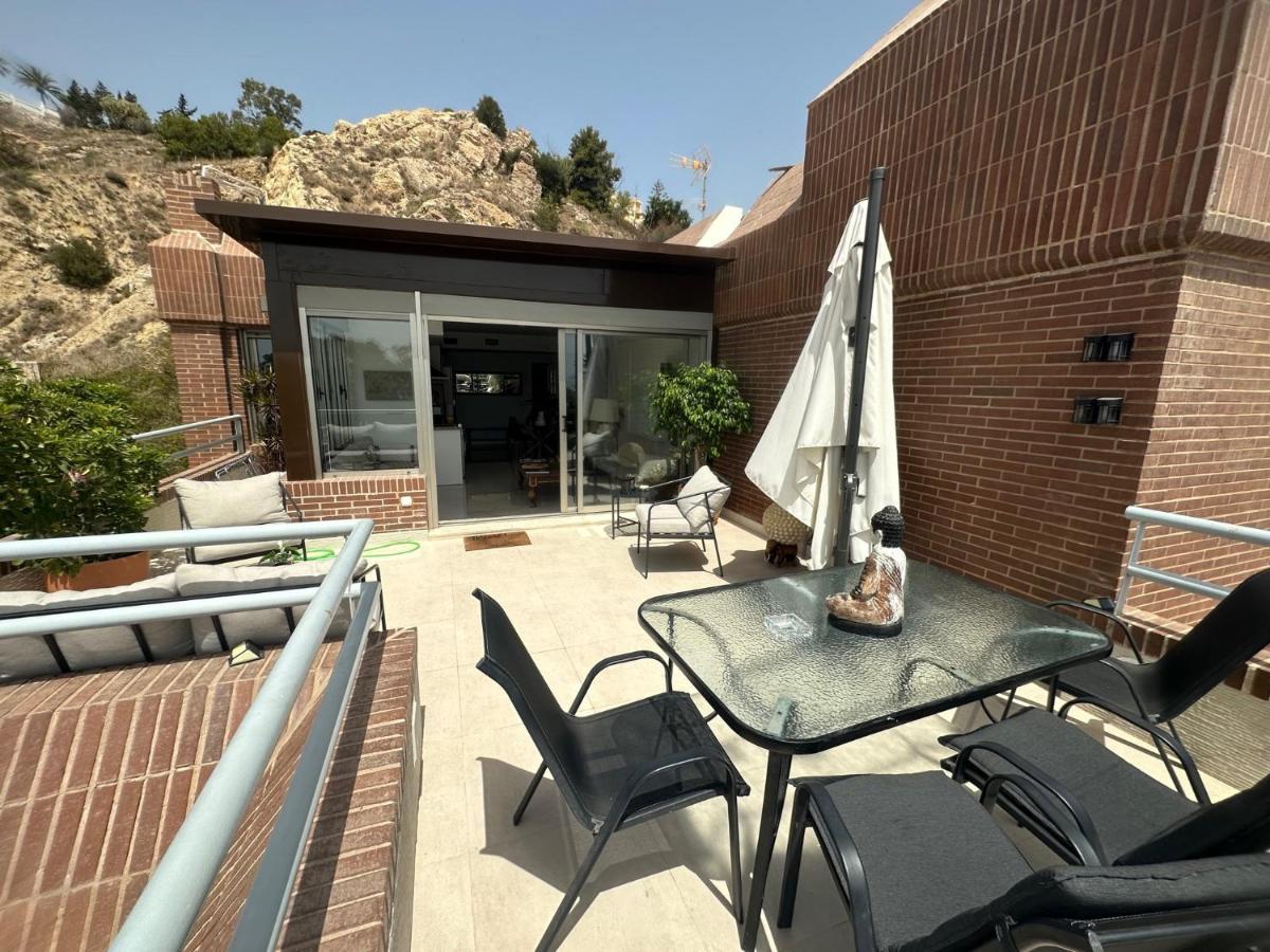 Penthouse Puerta De Pedregalejo Málaga Exterior foto